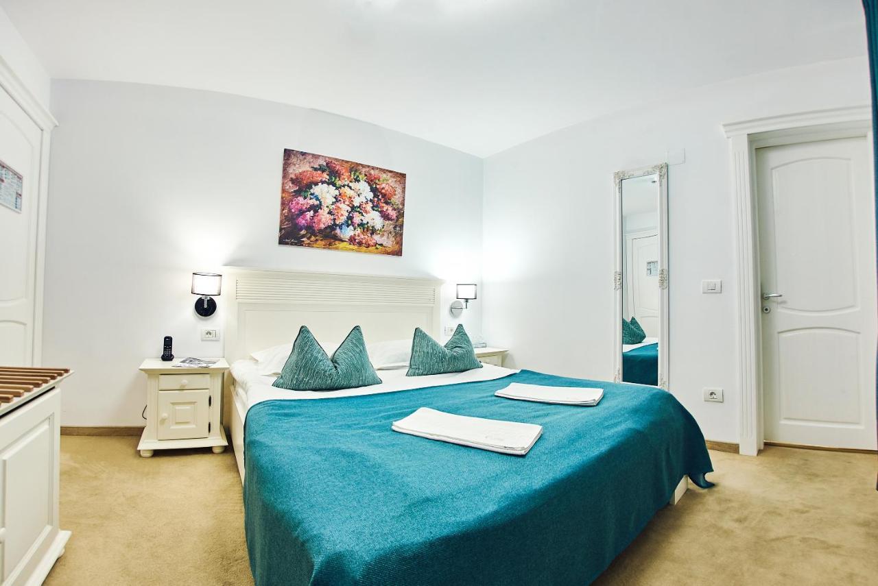 Boutique Casa Medievala 4* קורטאה דה ארגס