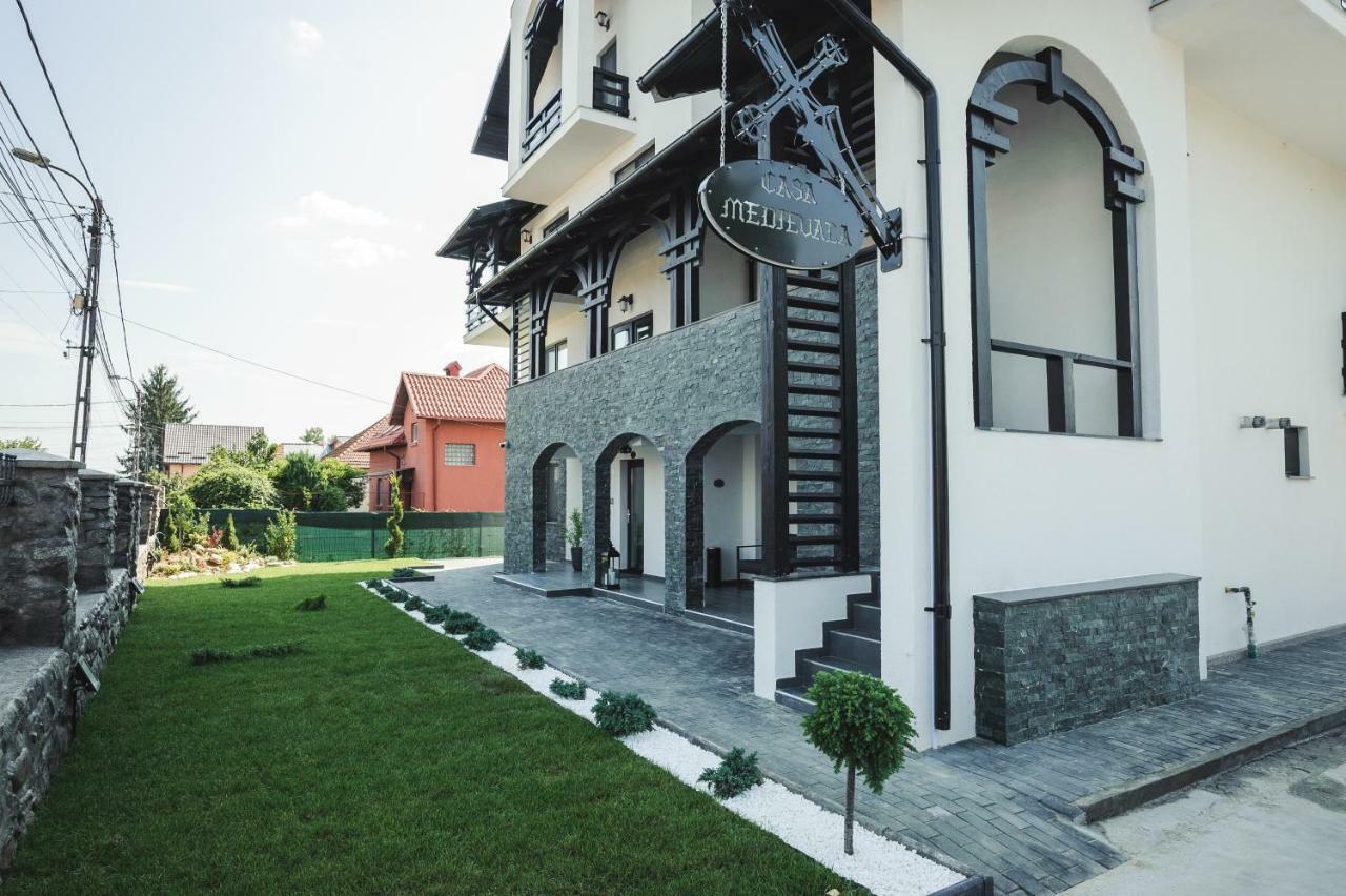Boutique Casa Medievala בית הארחה קורטאה דה ארגס